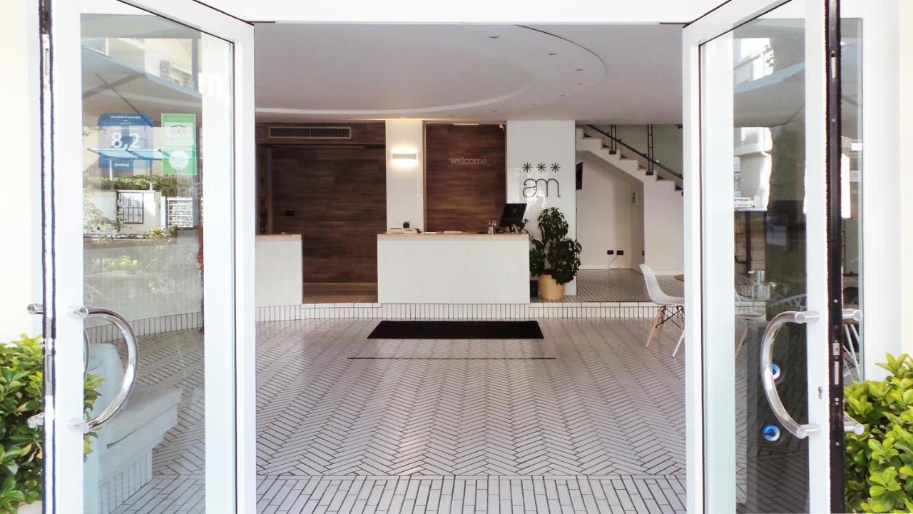 Hotel Aria Di Mare - Bed & Brunch In Centro A Риччоне Экстерьер фото