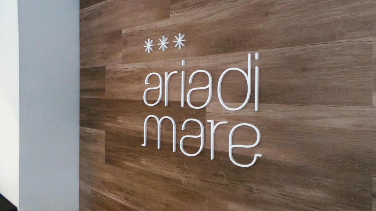 Hotel Aria Di Mare - Bed & Brunch In Centro A Риччоне Экстерьер фото